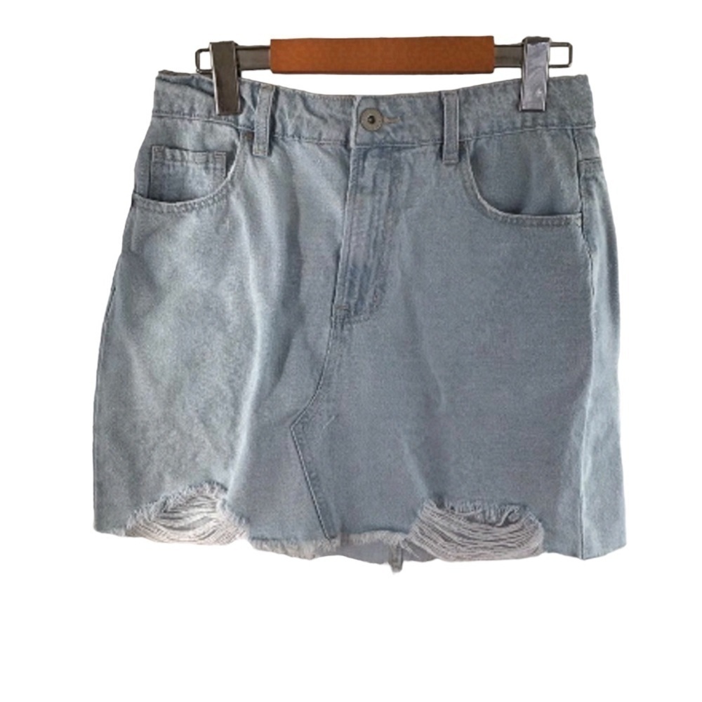 NINETEEN 91 cotton mini skirt distressed soft  blue skirt size 6 coastal cowgirl